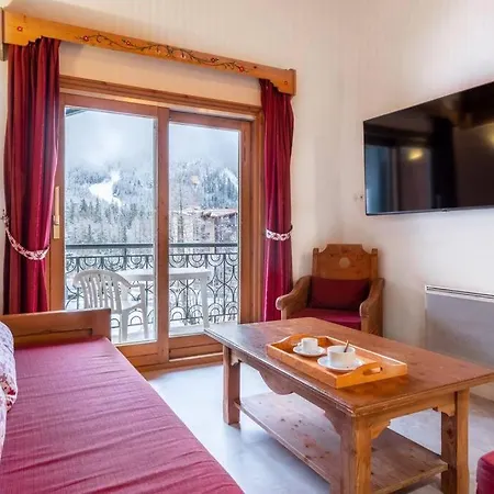 Le Cristal - Close To The Slopes & Free Parking - By Cozee * Chamonix