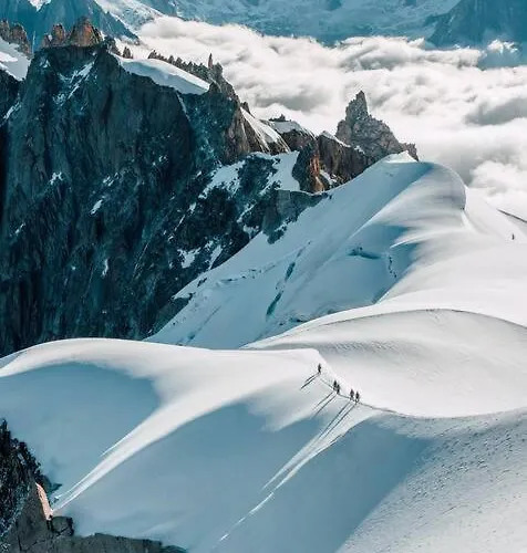 Le Cristal - Close To The Slopes & Free Parking - By Cozee Daire