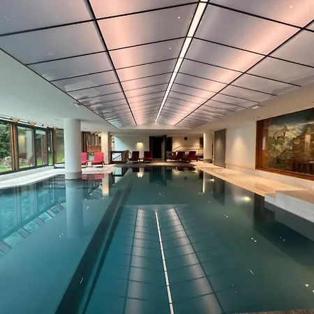 Le Cristal N16 - Close To The Slopes & Free Parking & Pool *