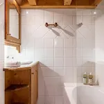 Appartement Le Cristal - Close To The Slopes & Free Parking - By Cozee Chamonix